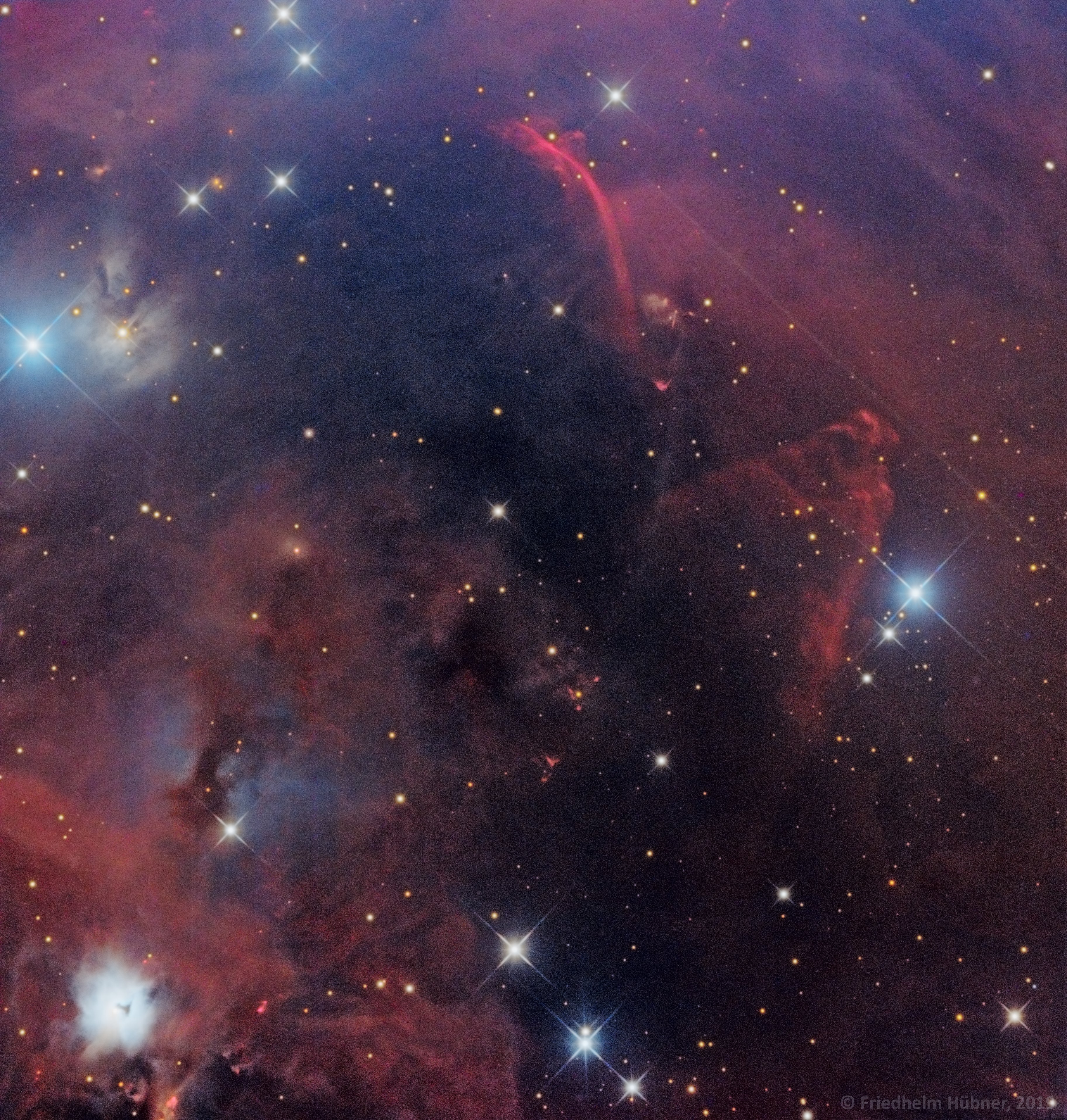HH 222, der Wasserfall-Nebel und NGC 1999 (Ori)