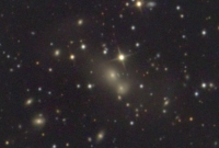 NGC 5718 und IC 1042 (Vir)